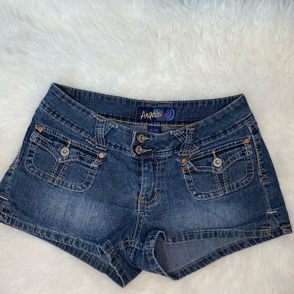 Low rise short jean shorts